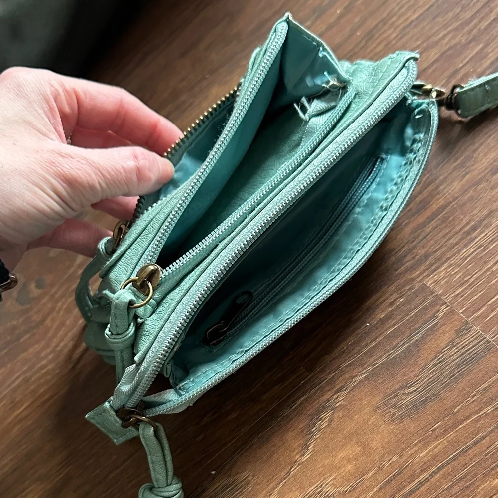 Green Wristlet